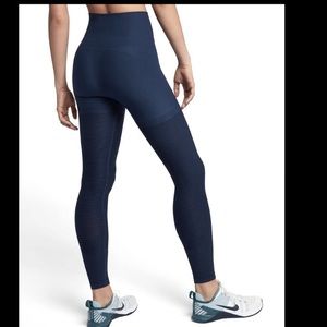 Nike dry fit leggings